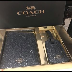 COACH Travel Set
